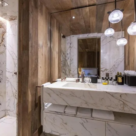 샬레 Luxury Chalet A Cospillot